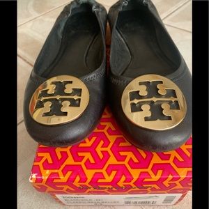 Tory Burch. Classic Reva Ballet